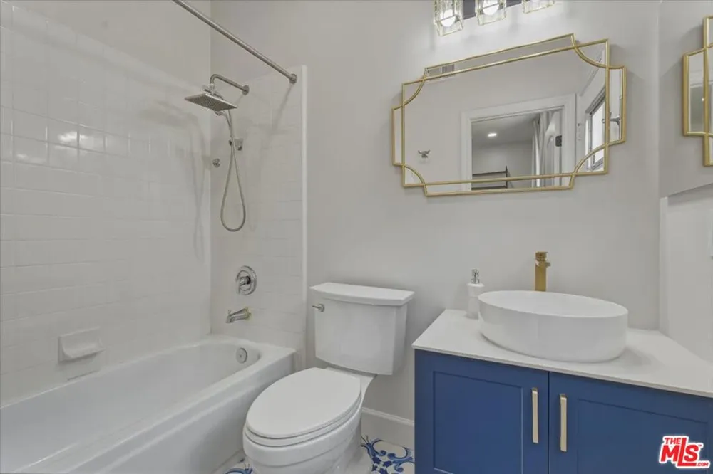 3891 Marks Road Agoura Hills, CA 91301