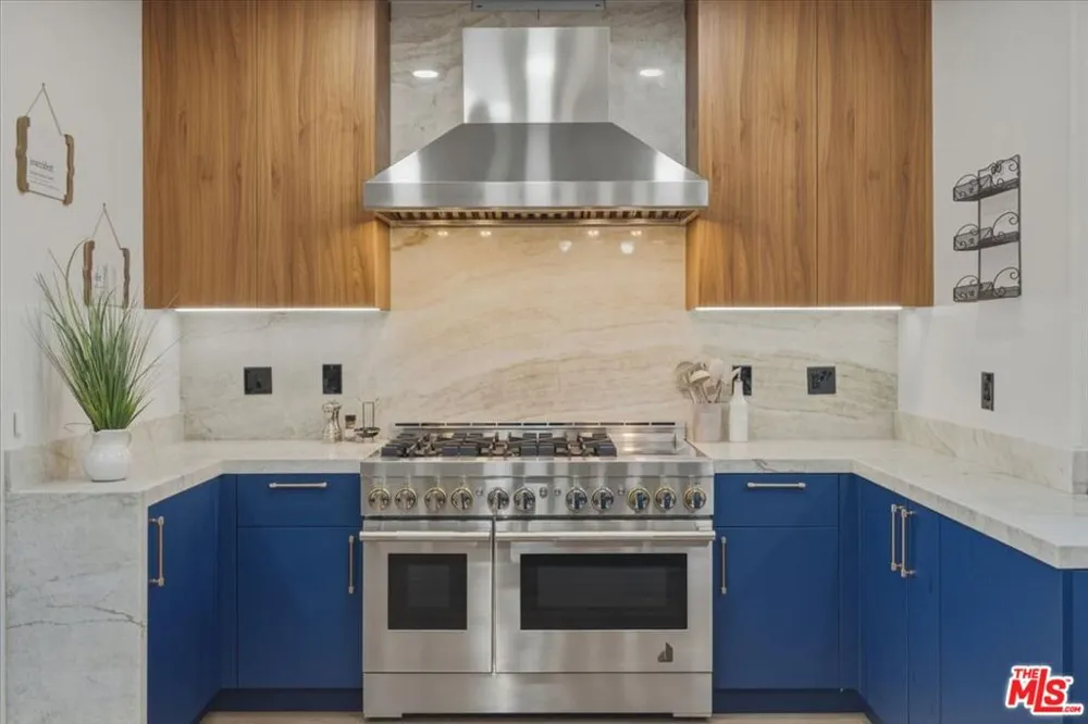 3891 Marks Road Agoura Hills, CA 91301