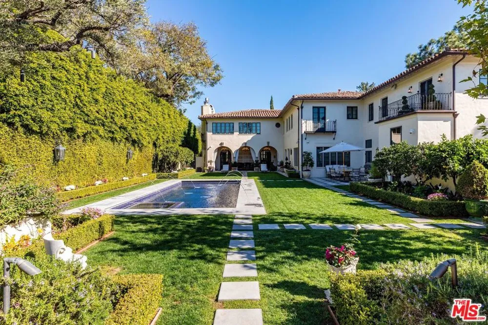 501 S Hudson Avenue Los Angeles, CA 90020