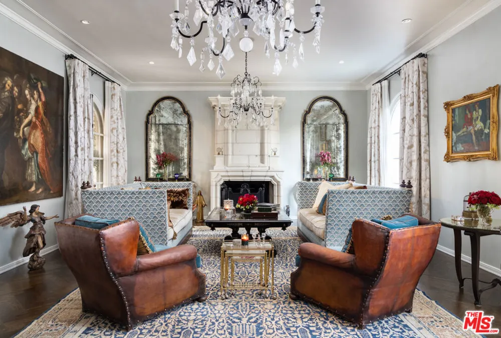 501 S Hudson Avenue Los Angeles, CA 90020
