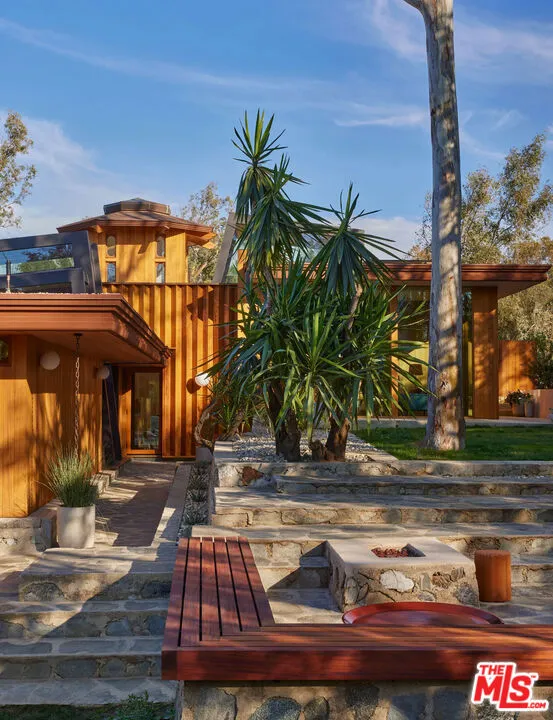 126 Summit Road La Verne, CA 91750