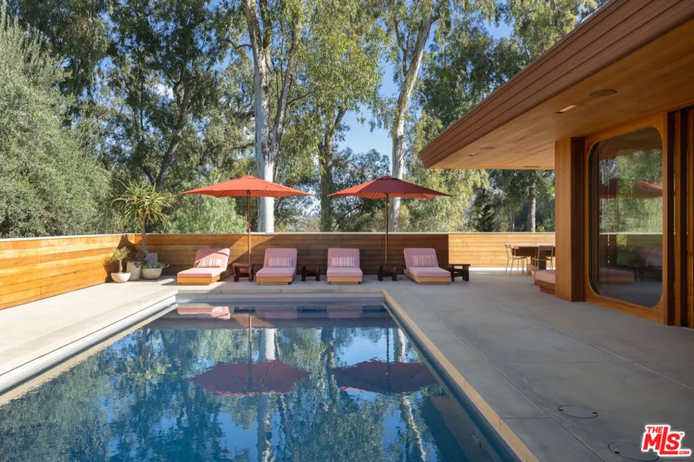 126 Summit Road La Verne, CA 91750