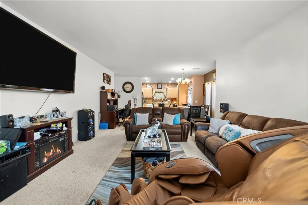 1329 W Ave I Lancaster, CA 93534