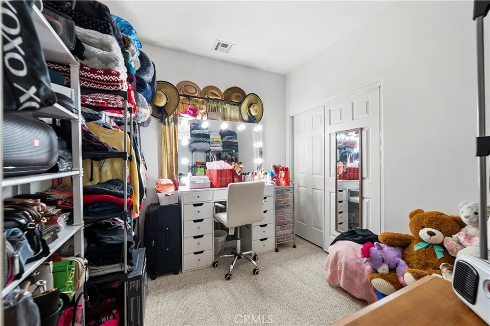 1329 W Ave I Lancaster, CA 93534