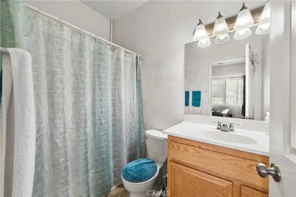 1329 W Ave I Lancaster, CA 93534