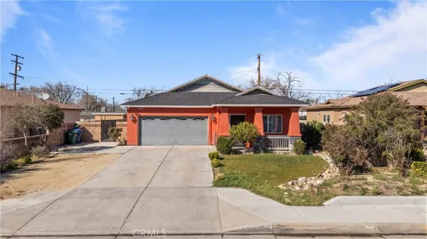 1329 W Ave I