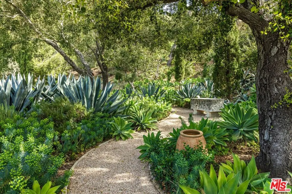77 Beverly Park Lane Beverly Hills, CA 90210