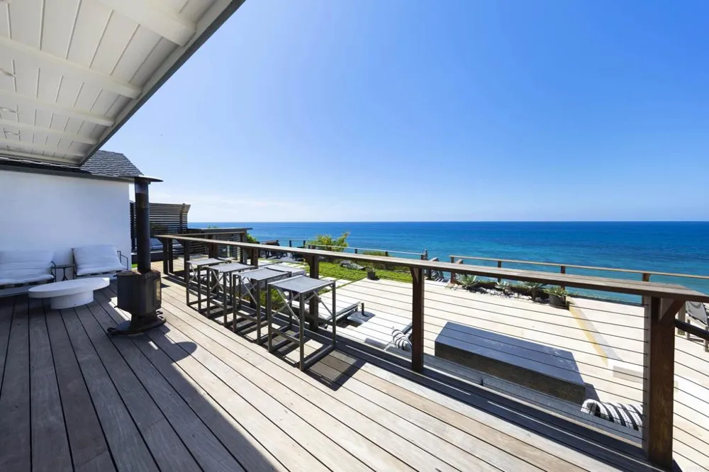 1472 NEPTUNE AVENUE Encinitas, CA 92024