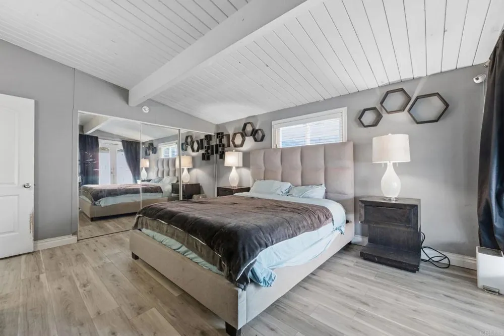 9838 Ivanho Street Spring Valley, CA 91977