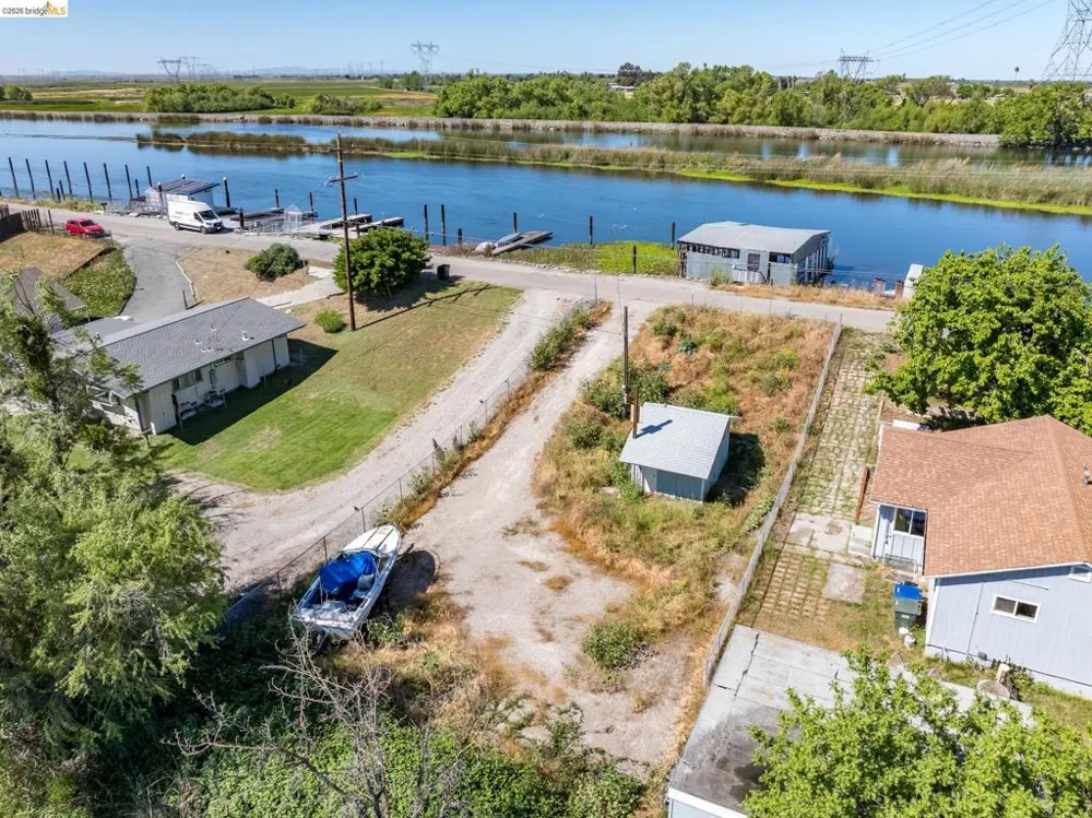 2400 Dutch Slough Rd. Oakley, CA 94561