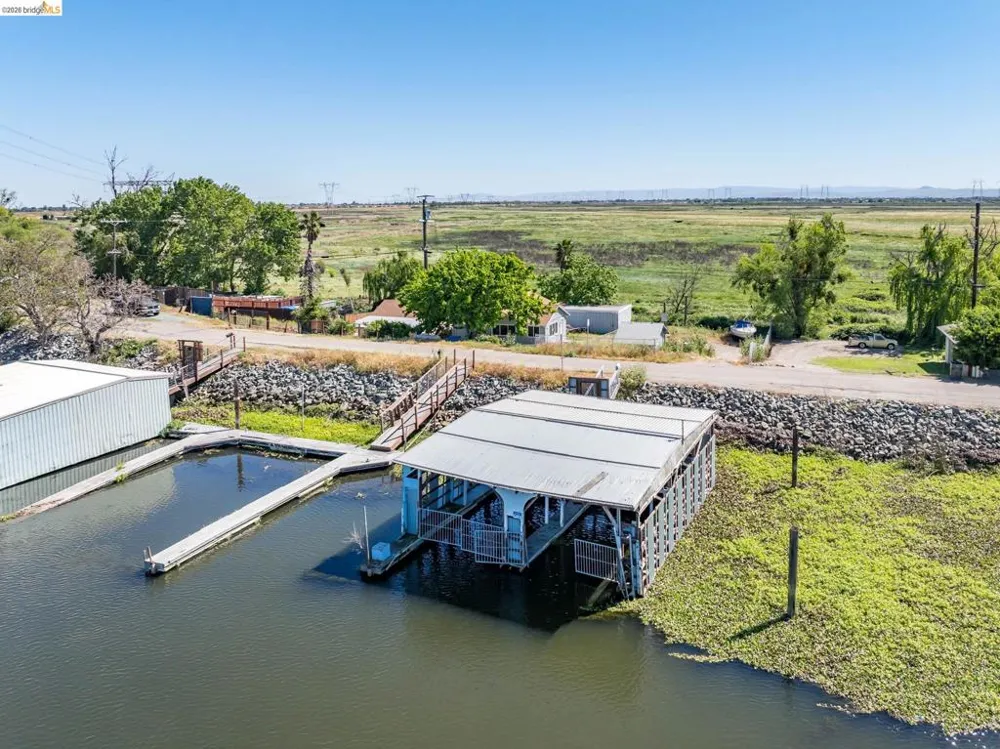 2400 Dutch Slough Rd. Oakley, CA 94561