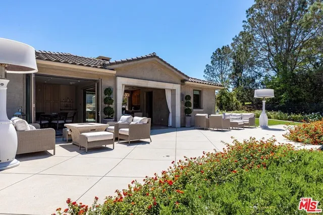1209 Via Aracena Camarillo, CA 93010