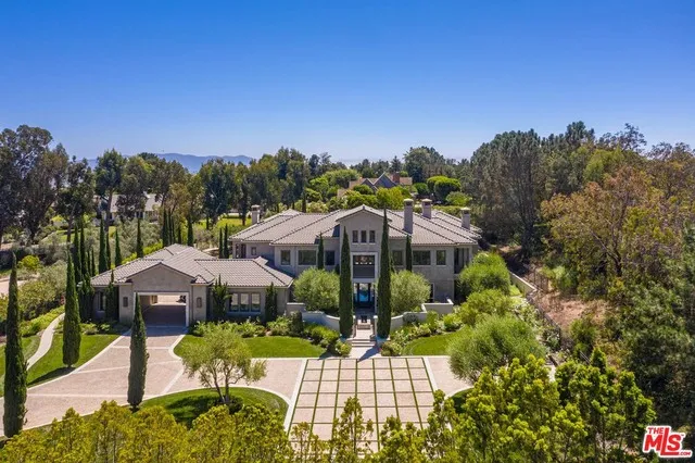 1209 Via Aracena Camarillo, CA 93010