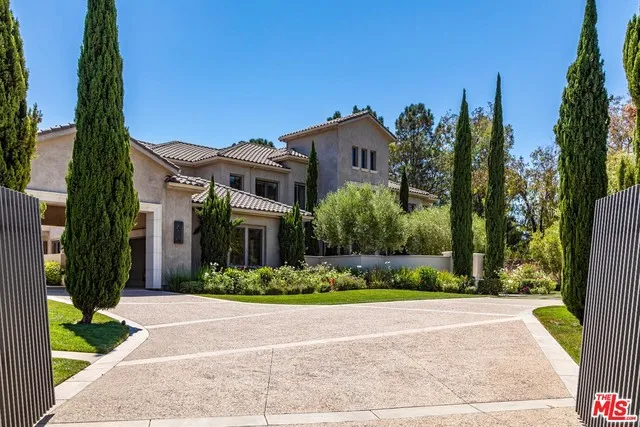 1209 Via Aracena Camarillo, CA 93010