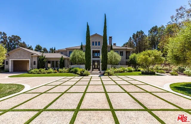 1209 Via Aracena Camarillo, CA 93010
