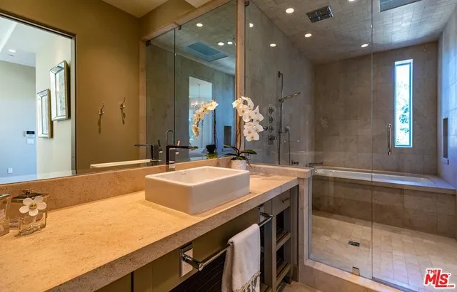 1209 Via Aracena Camarillo, CA 93010
