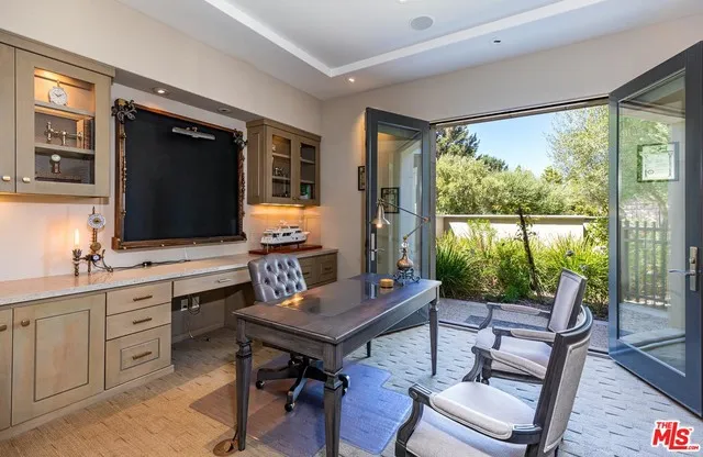 1209 Via Aracena Camarillo, CA 93010