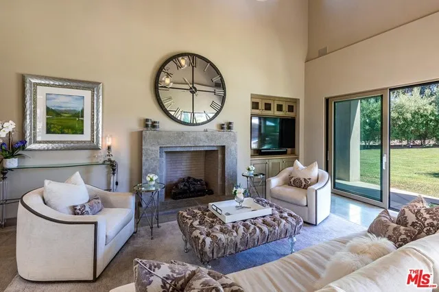 1209 Via Aracena Camarillo, CA 93010