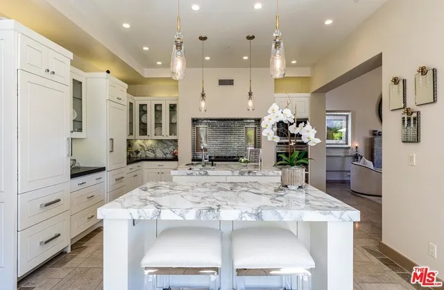 1209 Via Aracena Camarillo, CA 93010