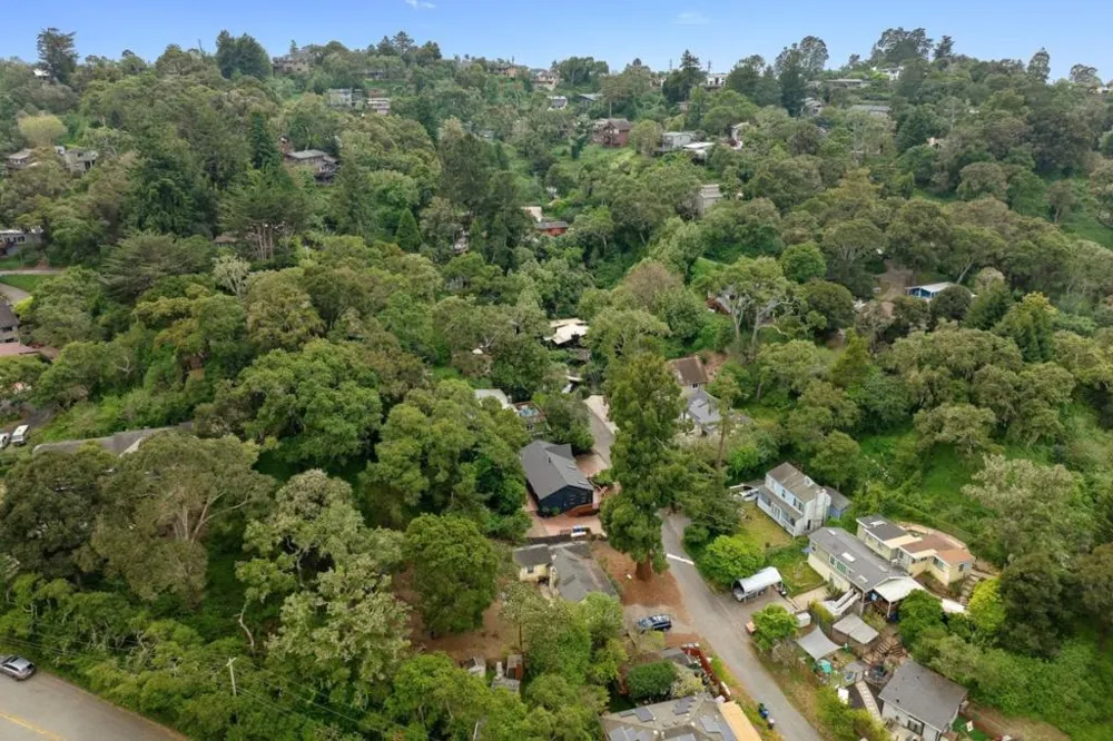 610 Nestora Avenue Aptos, CA 95003