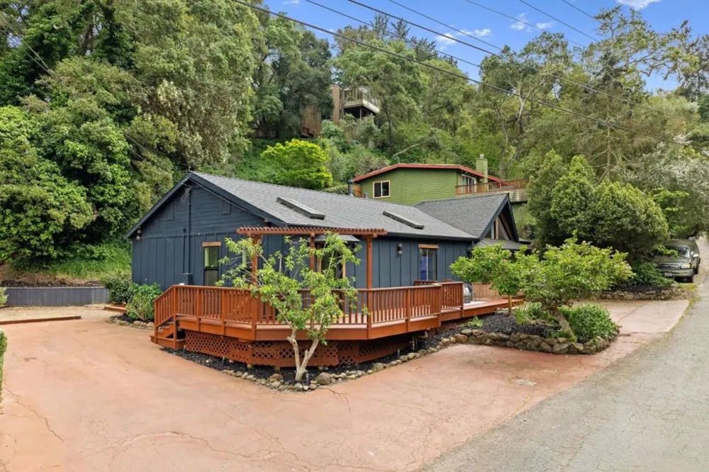 610 Nestora Avenue Aptos, CA 95003