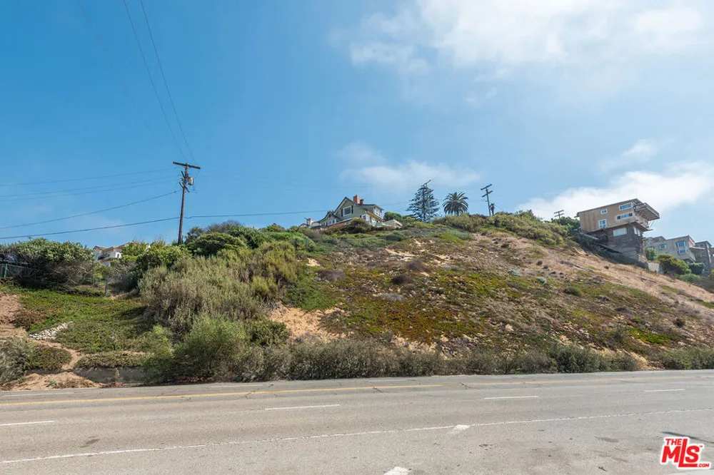 6916 Vista Del Mar Playa del Rey, CA 90293