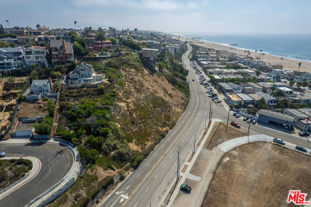 6916 Vista Del Mar Playa del Rey, CA 90293