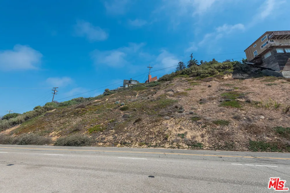 6916 Vista Del Mar Playa del Rey, CA 90293