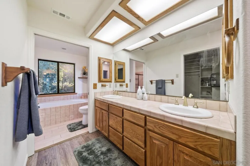 4641 Luneta View Julian, CA 92036