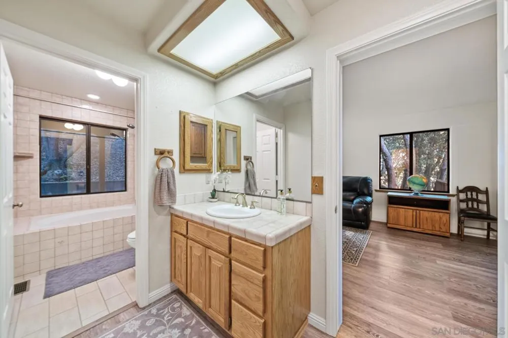 4641 Luneta View Julian, CA 92036