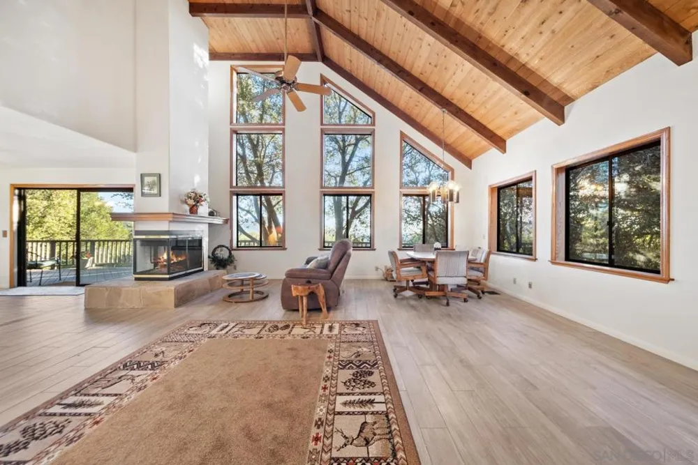 4641 Luneta View Julian, CA 92036