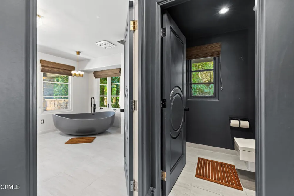 330 E Mountain Drive Montecito, CA 93108