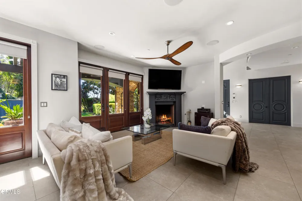 330 E Mountain Drive Montecito, CA 93108