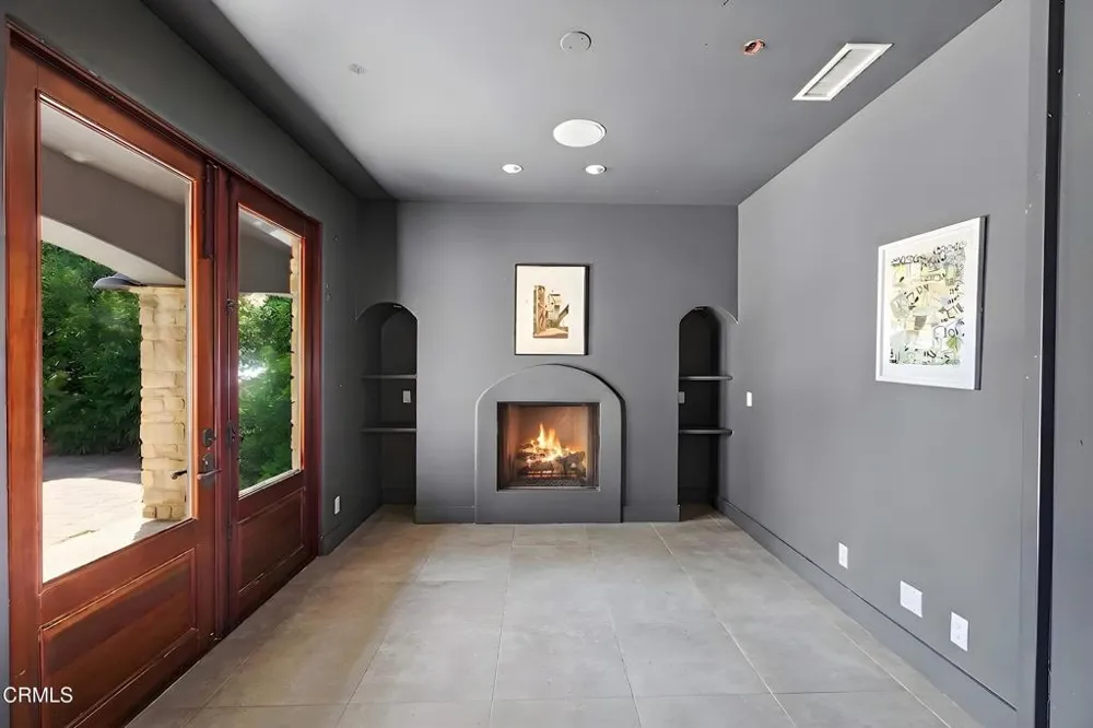 330 E Mountain Drive Montecito, CA 93108