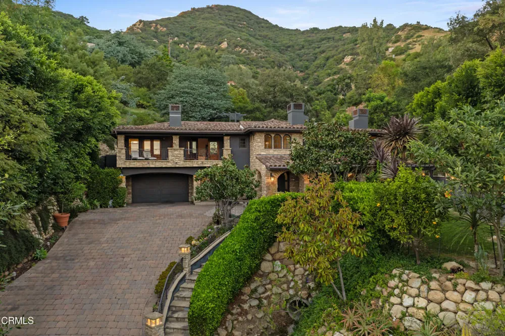 330 E Mountain Drive Montecito, CA 93108
