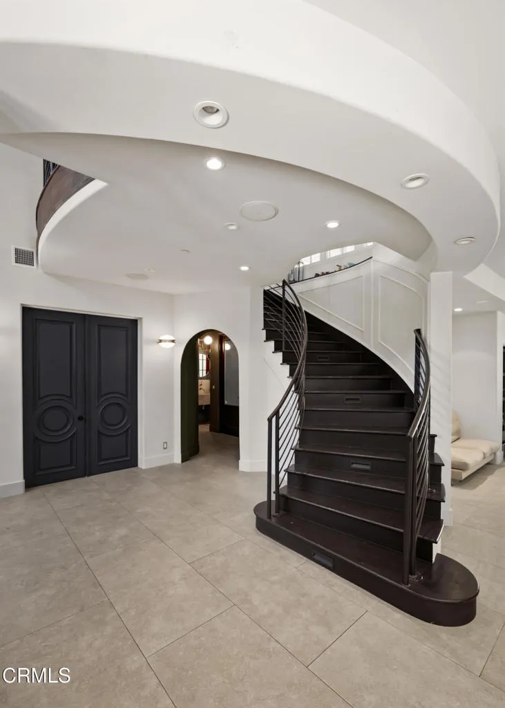 330 E Mountain Drive Montecito, CA 93108