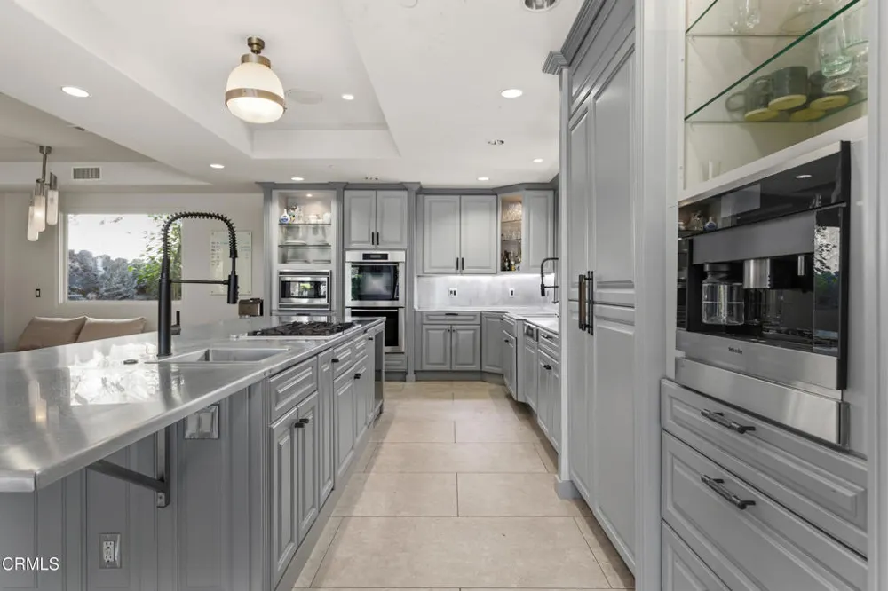 330 E Mountain Drive Montecito, CA 93108