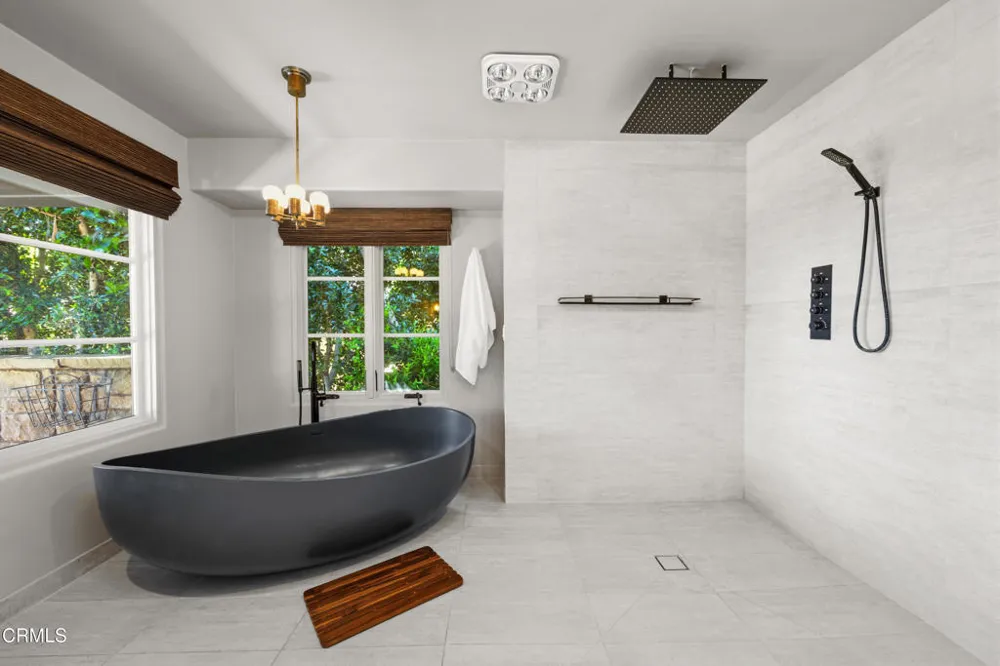 330 E Mountain Drive Montecito, CA 93108