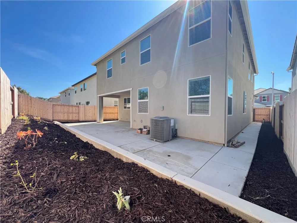 3421 Misty Lake Dr Antelope, CA 95843