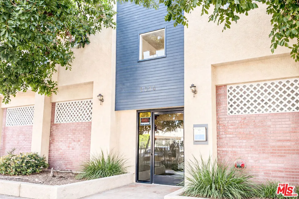 9014 Burnet Avenue #208 North Hills, CA 91343