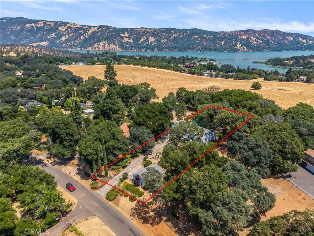 1940 Westlake Drive Kelseyville, CA 95451