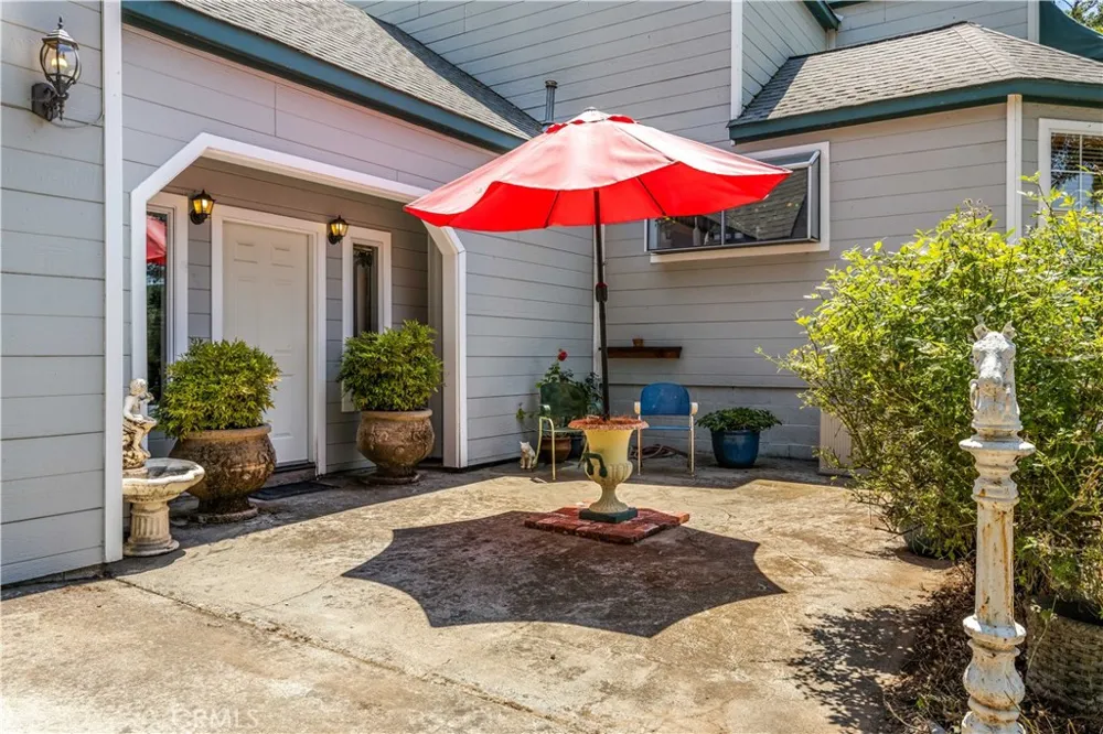 1940 Westlake Drive Kelseyville, CA 95451