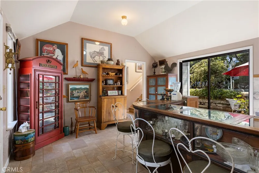 1940 Westlake Drive Kelseyville, CA 95451