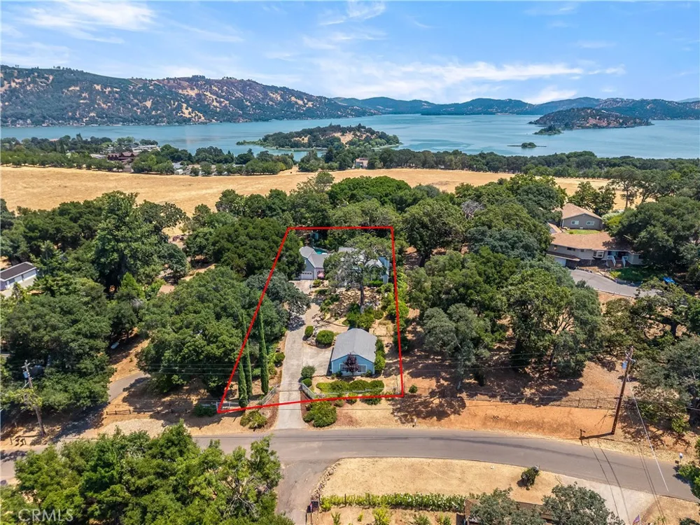 1940 Westlake Drive Kelseyville, CA 95451