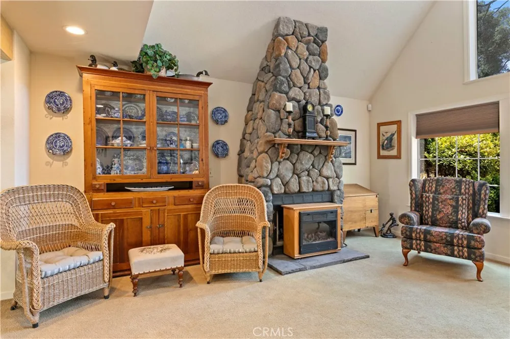 1940 Westlake Drive Kelseyville, CA 95451