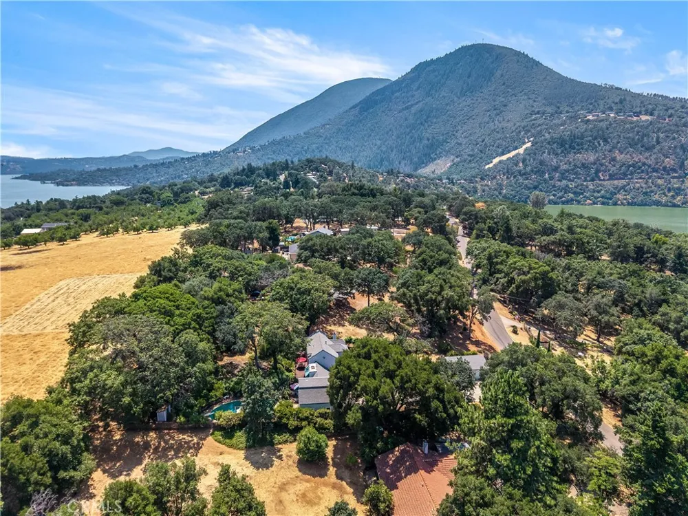 1940 Westlake Drive Kelseyville, CA 95451
