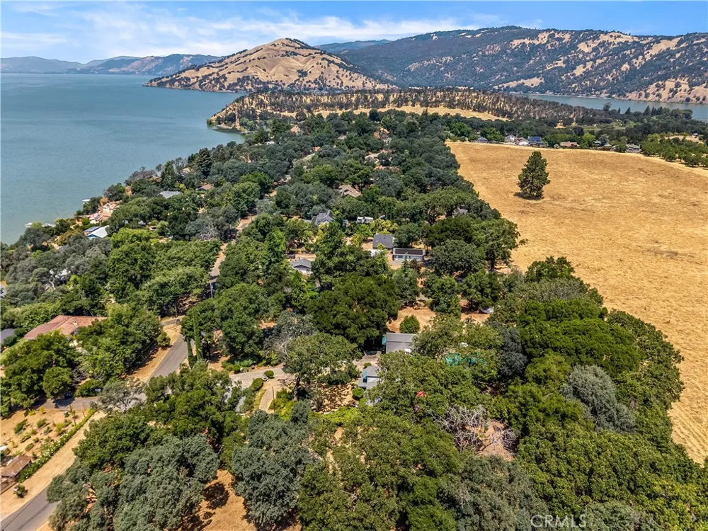 1940 Westlake Drive Kelseyville, CA 95451