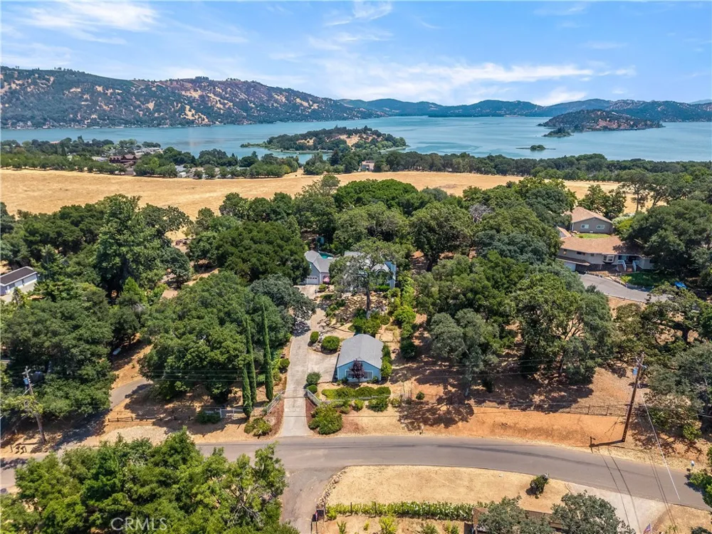 1940 Westlake Drive Kelseyville, CA 95451