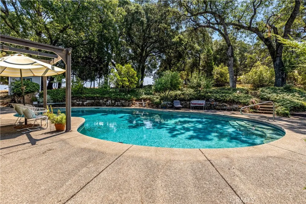 1940 Westlake Drive Kelseyville, CA 95451