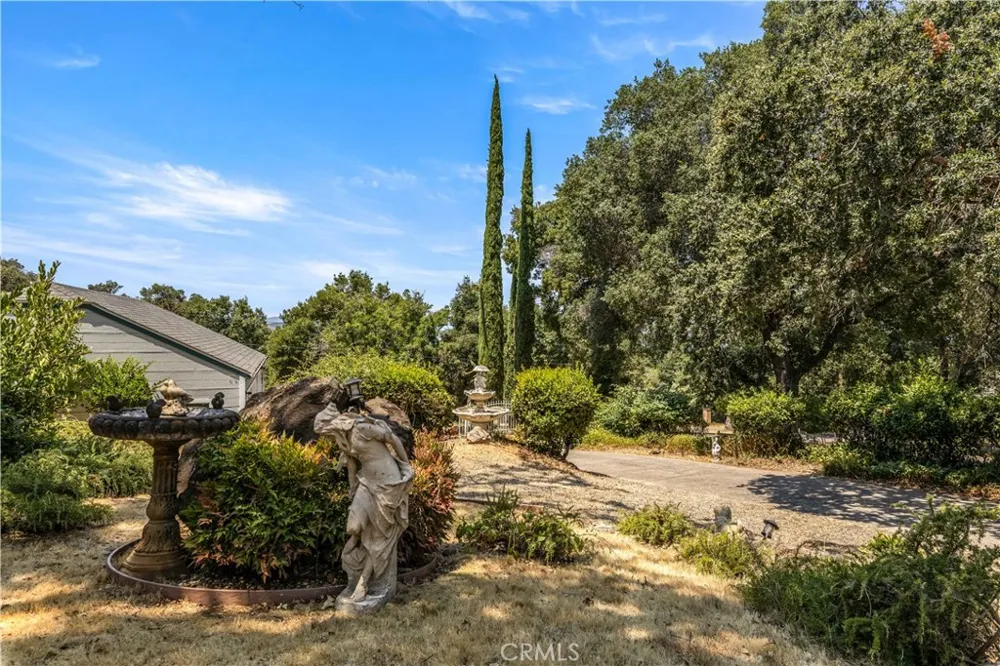 1940 Westlake Drive Kelseyville, CA 95451